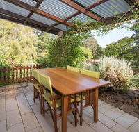 Trastevere Cowaramup Farm House - Click Find