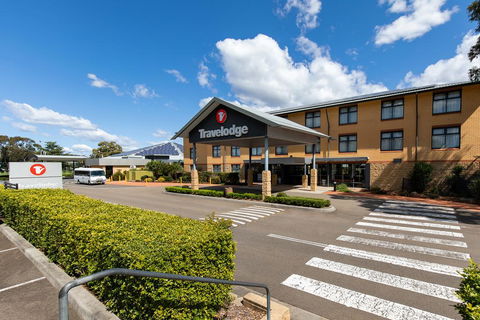 Travelodge Hotel Blacktown Sydney - Click Find 0