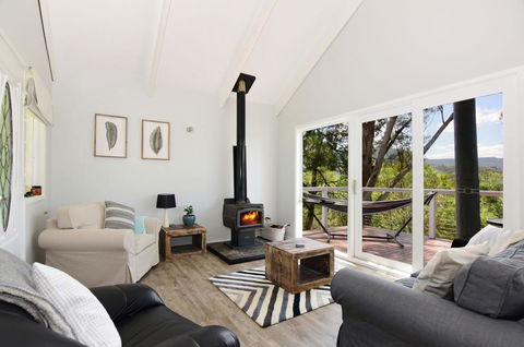 Treetops - Newly Renovated, In The Village! - Click Find 2