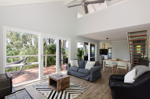 Treetops - Newly Renovated, In The Village! - Click Find 3
