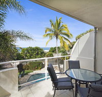 Tropical  modern with rooftop terrace - Click Find
