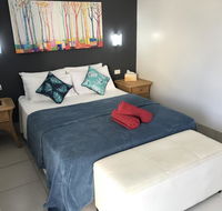 Tropical Lodge - Click Find