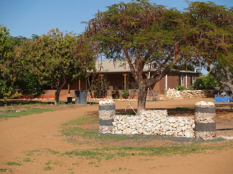 Tropical Farm Stay - Lawyer Find 0