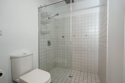 Tropicana On Bent - WiFi - Nespresso Heart Of East End - Bridge Guide 2