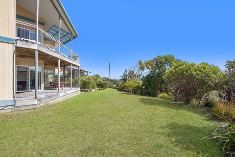 Twelve Apostles Port Campbell Bed & Breakfast - Bridge Guide 1