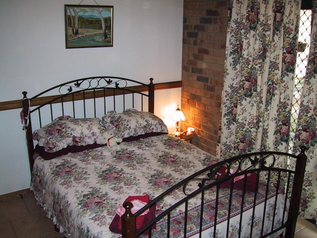 Glen Esk QLD Click Find