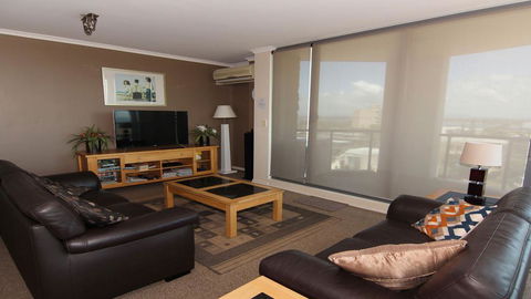 Twin Pines 701 - CBD Location - Bet 4u 2
