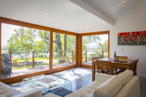 Two Doors - Bet 4u 1