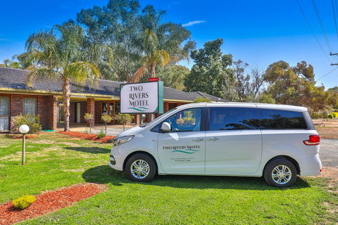 Two Rivers Motel - Bridge Guide 2