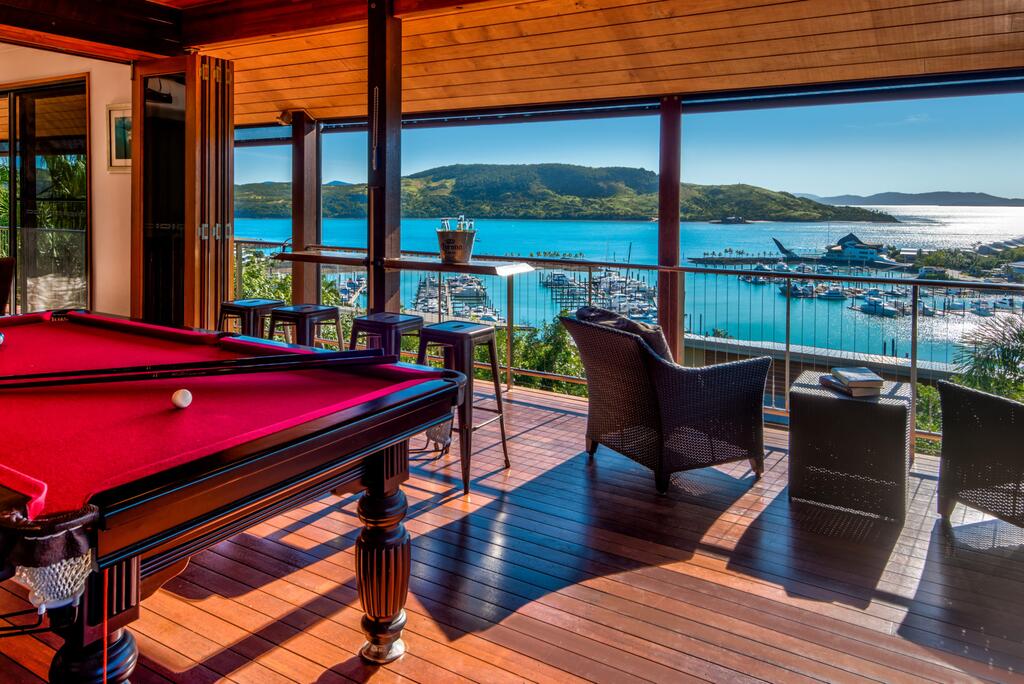 The Whitsundays QLD Click Find