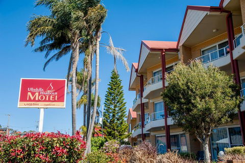 Ulladulla Harbour Motel - Click Find 2