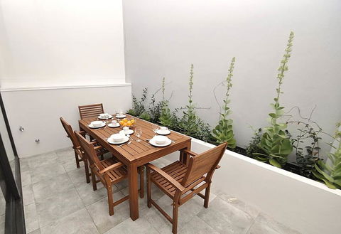 Ultimo Self-Contained One-Bedroom Apartments - Bet 4u 3