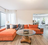 ULTRA SPACIOUS STYLISH HOME IN PRESTONS - SYDNEY - Click Find