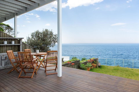 Unbelievable Clifftop Townhouse With Ocean Views - Bet 4u 0