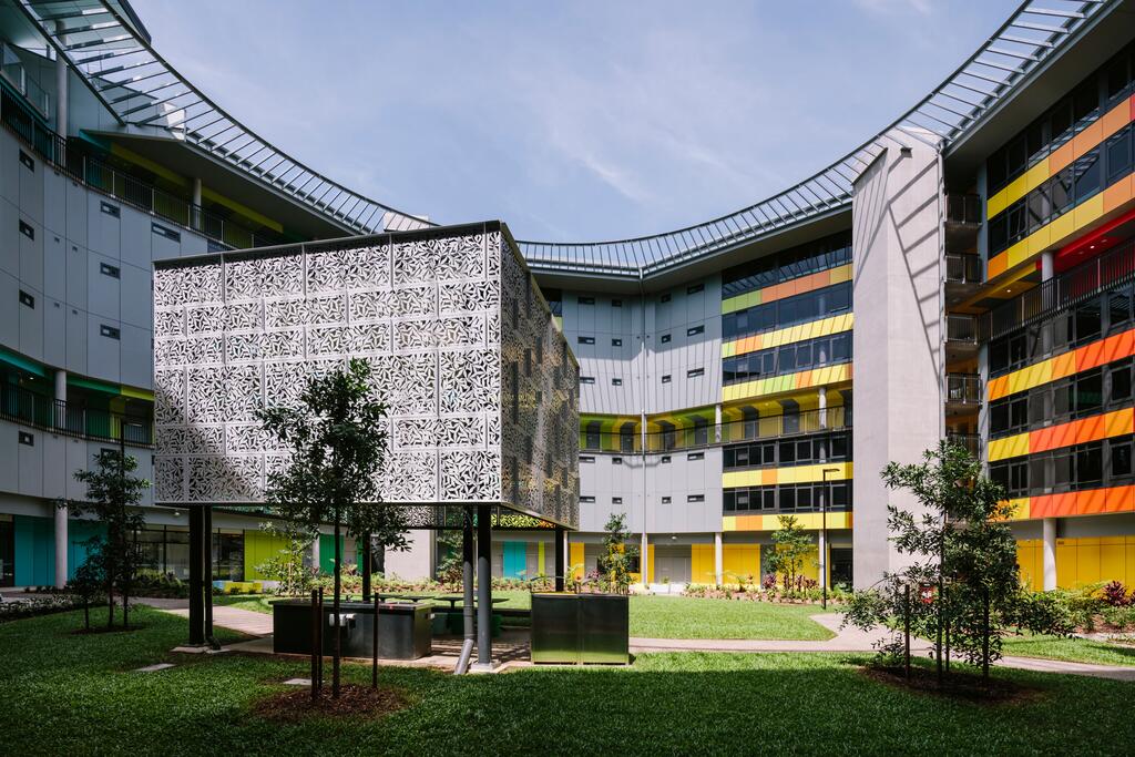 Accommodation Smithfield QLD Click Find