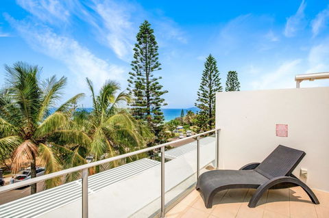 Unit 207 Plantation - Rainbow Beach, Ocean Facing - Plantation Resort Unit, Incredible Views, Top Floor - Click Find 2