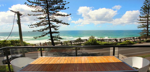 Unit 3 Phoenix Apartments, 1736 David Low Way Coolum Beach - Linen Incl. WIFI, 500 Bond - Click Find 0