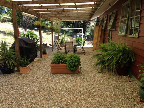 Upper Murray Cottages - Click Find 2