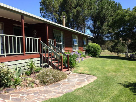 Upper Murray Cottages - Click Find 1
