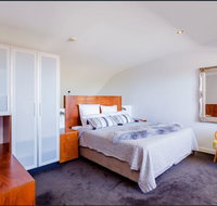 Urban paradise minutes from the markets - Lawyer Find