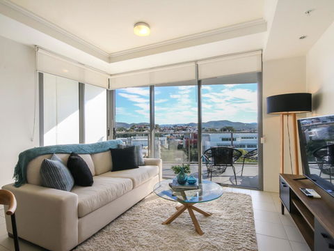 Urban Rest - Kelvin Grove - Click Find 1