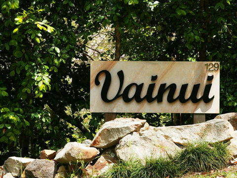 Vainui - Bet 4u 3