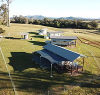 Valley Cabins By The Creek - Click Find