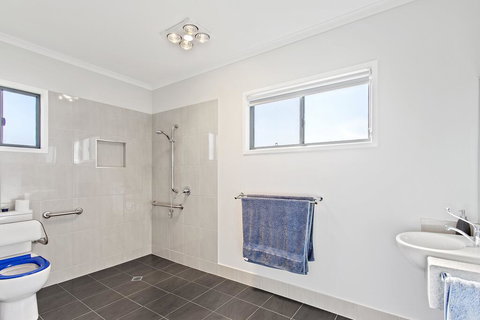 Valley Cabins By The Creek - Bet 4u 3