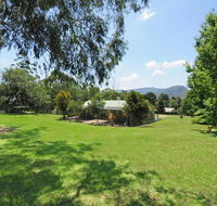 Valley Haven - 3 bedrooms close to the village - Click Find
