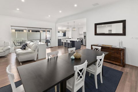 Vasse Manor - Click Find 0