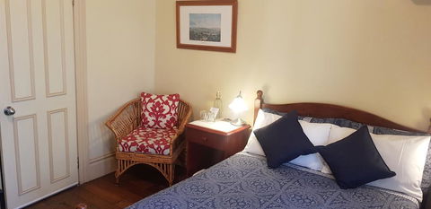 Verona Guest House - Click Find 2