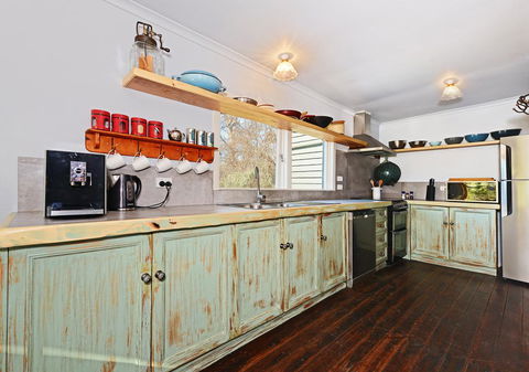 Ventnor Guest House - Click Find 3
