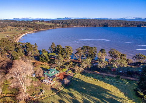 Ventnor Guest House - Click Find 0