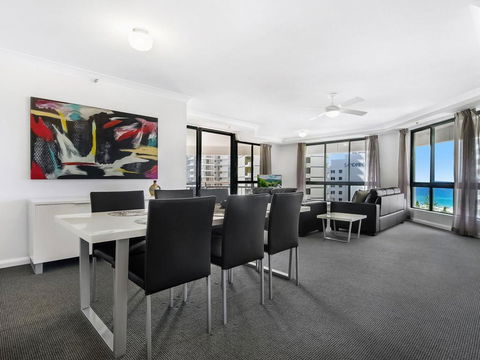Victoria Square 2 Bed Ocean View Broadbeach - Bet 4u 0