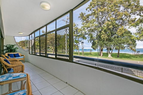 Views, Pool, Air Conditioning - Karoonda Sands Welsby Pde, Bongaree - Click Find 0