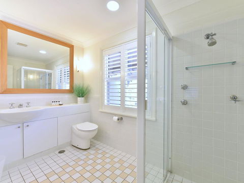 Villa Executive 2br Quattro Resort Condo Located Within Cypress Lakes Resort (nothing Is More Central) - Click Find 3