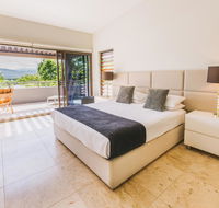 Villa Mercedes - Luxury Holiday Villa - Click Find