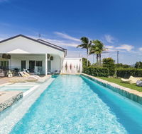 Villa St Helena - Click Find