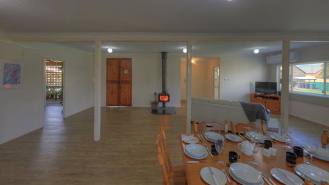 Village Stays Coldstream Gallery Bungalow - Lawyer Find 2