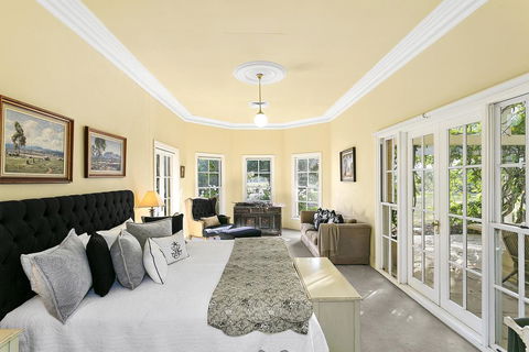 Vinden Estate Homestead - Click Find 1