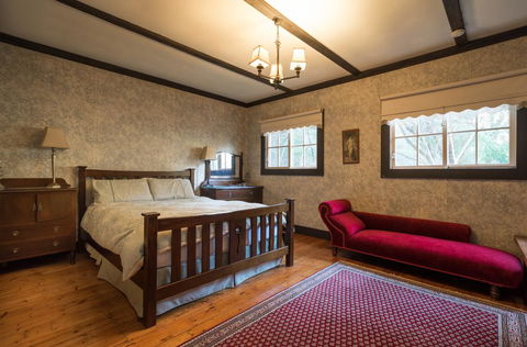 Walhalla Coach House - Click Find 1