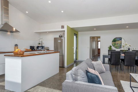 Walk To Salamanca, Queens Cottage LUX 3bdm Queens Cottage - Bet 4u 1