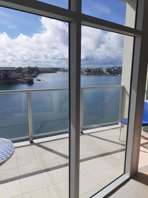 Wallaroo Marina Sea Vu Apartment - Click Find 0