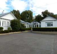 Walton House Bed  Breakfast - Click Find