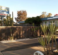 Warren Motor Inn - Click Find