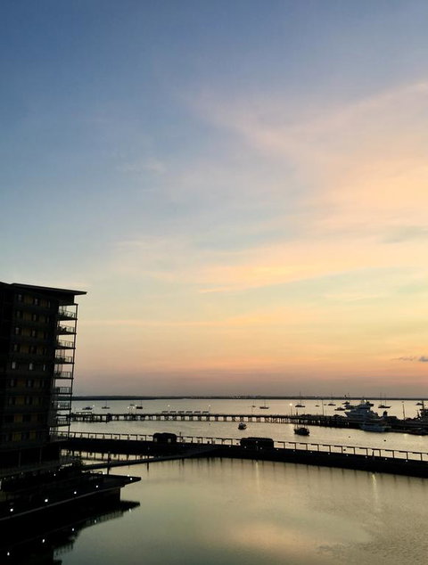 WATERFRONT DARWIN TROPICAL DELIGHT - Lawyer Find 3