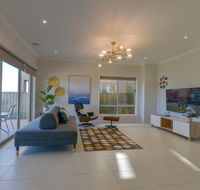 Waterfront Grand Villa for Big Group - Bet 4u