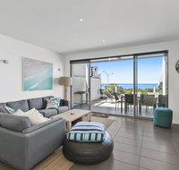 WATERFRONT SEVEN - In the heart of Lorne - Click Find