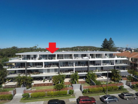 Waterline Penthouse 304 - Lawyer Find 0
