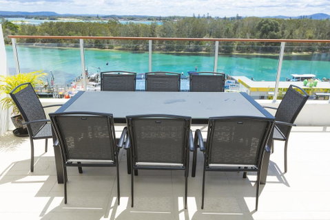 Waterline Penthouse 304 - Lawyer Find 1